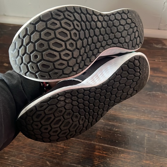 New Balance Fresh Foam Vero Racer Shoes Womens 7.5 - Picture 6 of 7